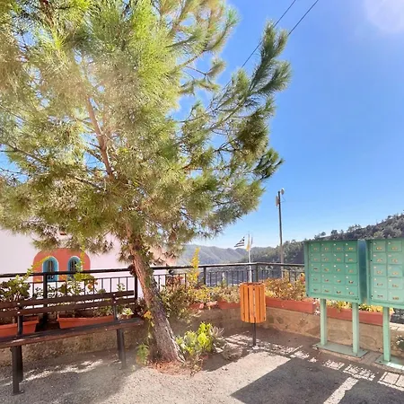 Venkovský dům Lasmari's Bouquet Sykopetra